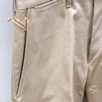 SIDE BUCKLE SPORTS TROUSER