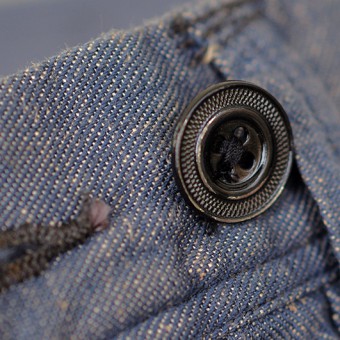 BUCKLE BACK DECK TROUSER
