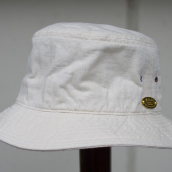 BUCKET HAT