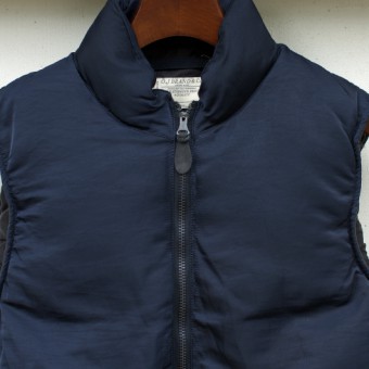 HARD SHRINK NYLON FLING VEST