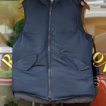 HARD SHRINK NYLON FLING VEST