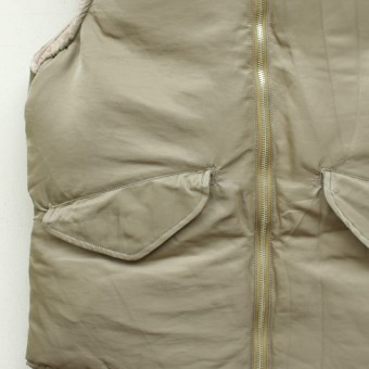 HARD SHRINK NYLON FLING VEST