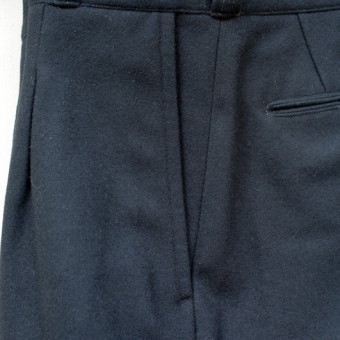 WOOL FLANNEL PLEATED TROUSER