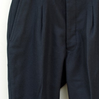 WOOL FLANNEL PLEATED TROUSER