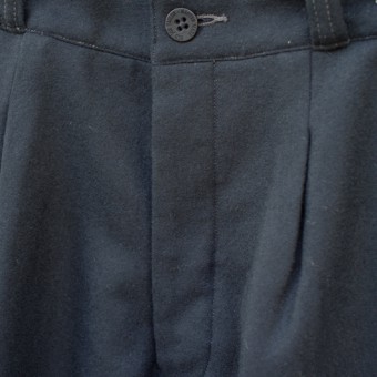 WOOL FLANNEL PLEATED TROUSER