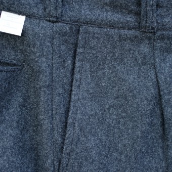 WOOL FLANNEL PLEATED TROUSER