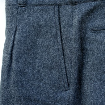 WOOL FLANNEL PLEATED TROUSER