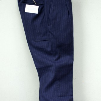 WOOL FLANNEL PLEATED TROUSER