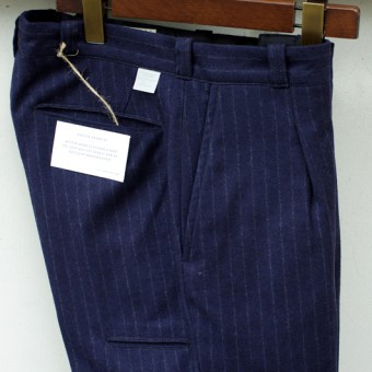 WOOL FLANNEL PLEATED TROUSER