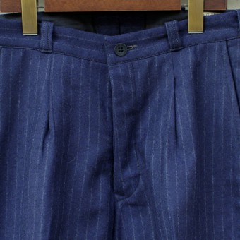 WOOL FLANNEL PLEATED TROUSER