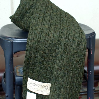 CABLE KNIT MUFFLER