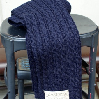 CABLE KNIT MUFFLER