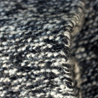 TWISTED WOOL MUFFLER