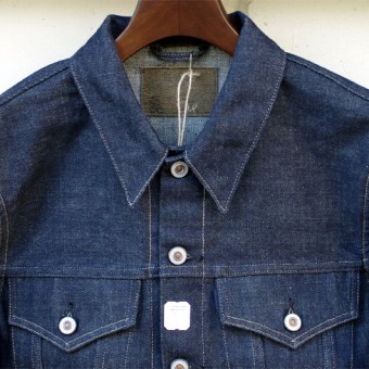 FRENCH COLLAR JEAN JACKET