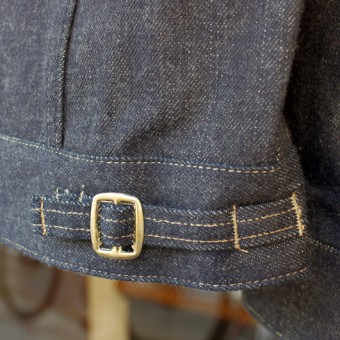 FRENCH COLLAR JEAN JACKET