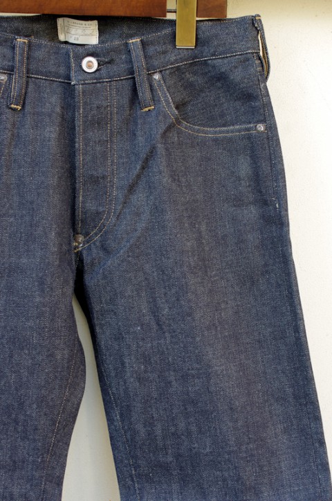 BUCKLE BUCK STRAIGHT JEANS "990"