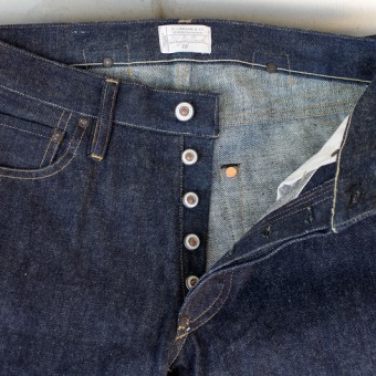 BUCKLE BUCK STRAIGHT JEANS 