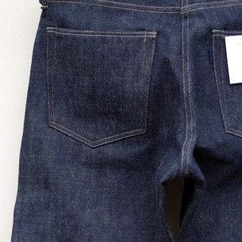 FIVE POCKET TAPERED JEANS 