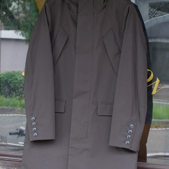 FOOTED COAT [WATER-REPELLENT]