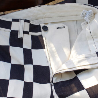 IRREGULAR CHECKERED FLAG STRAIGHT TROUSERS
